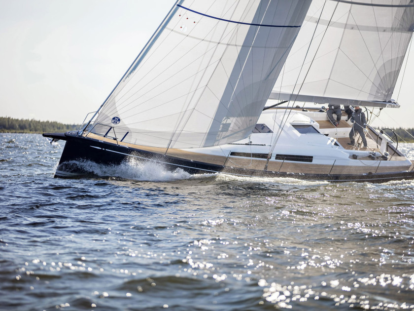 Swan-48-Running-shots-(6)-MKII