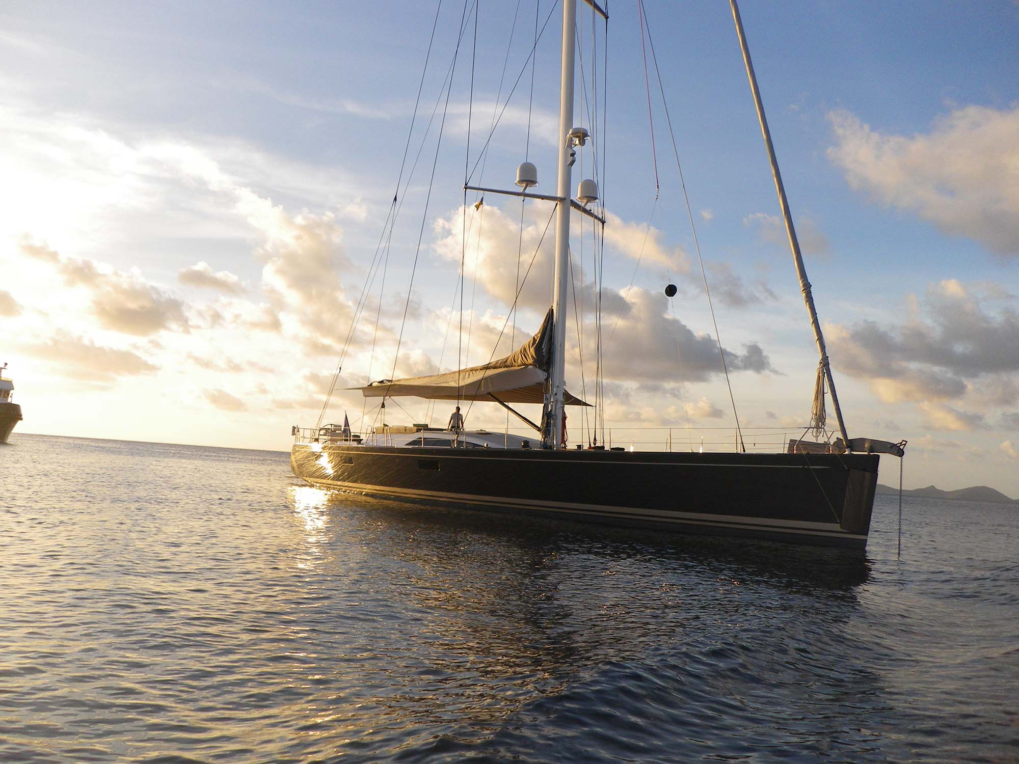 Brokerage - October - Nautor Swan